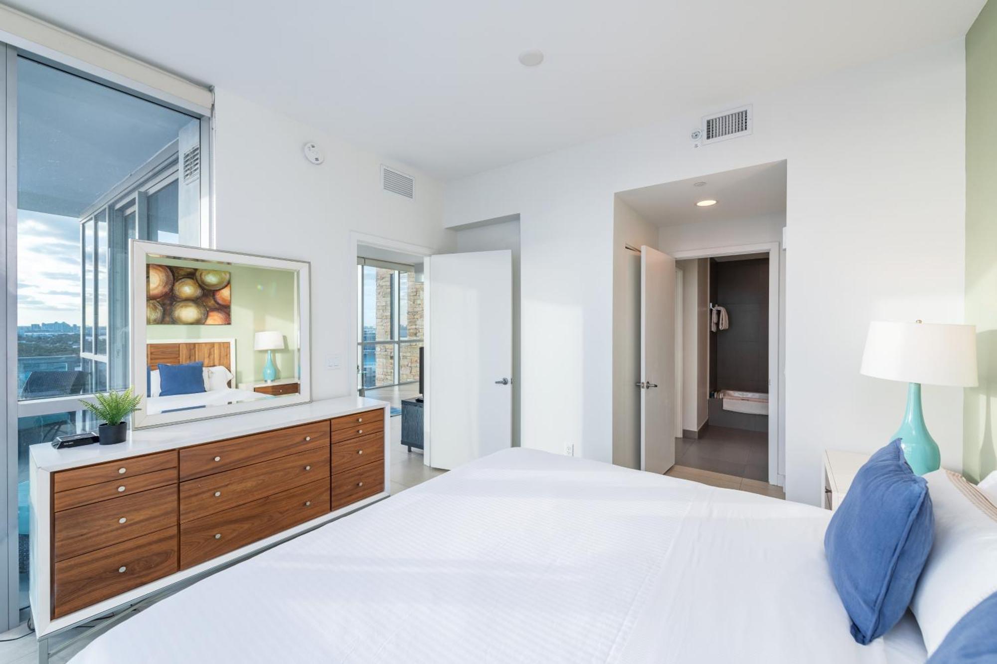 Churchill Suites Monte Carlo Miami Beach Oda fotoğraf