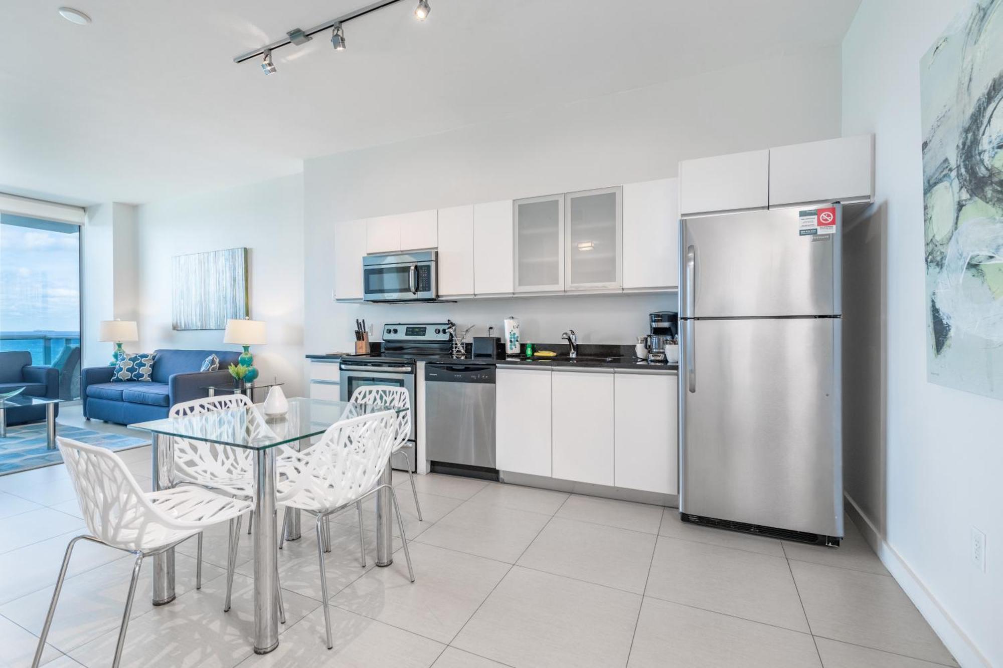 Churchill Suites Monte Carlo Miami Beach Oda fotoğraf