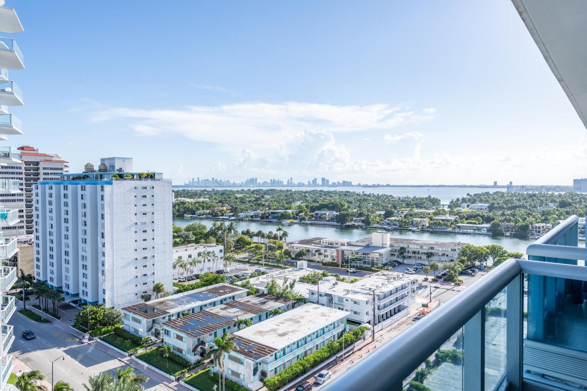 Churchill Suites Monte Carlo Miami Beach Oda fotoğraf