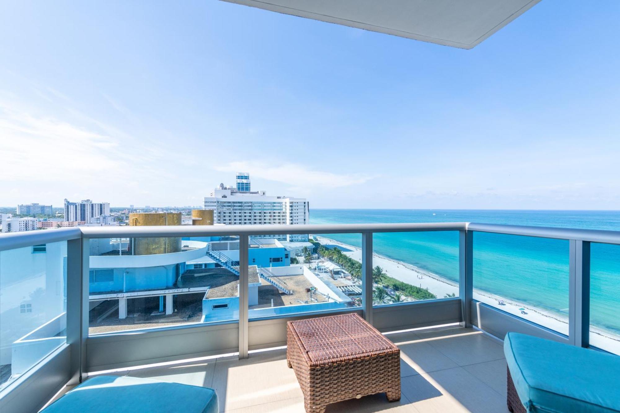 Churchill Suites Monte Carlo Miami Beach Oda fotoğraf